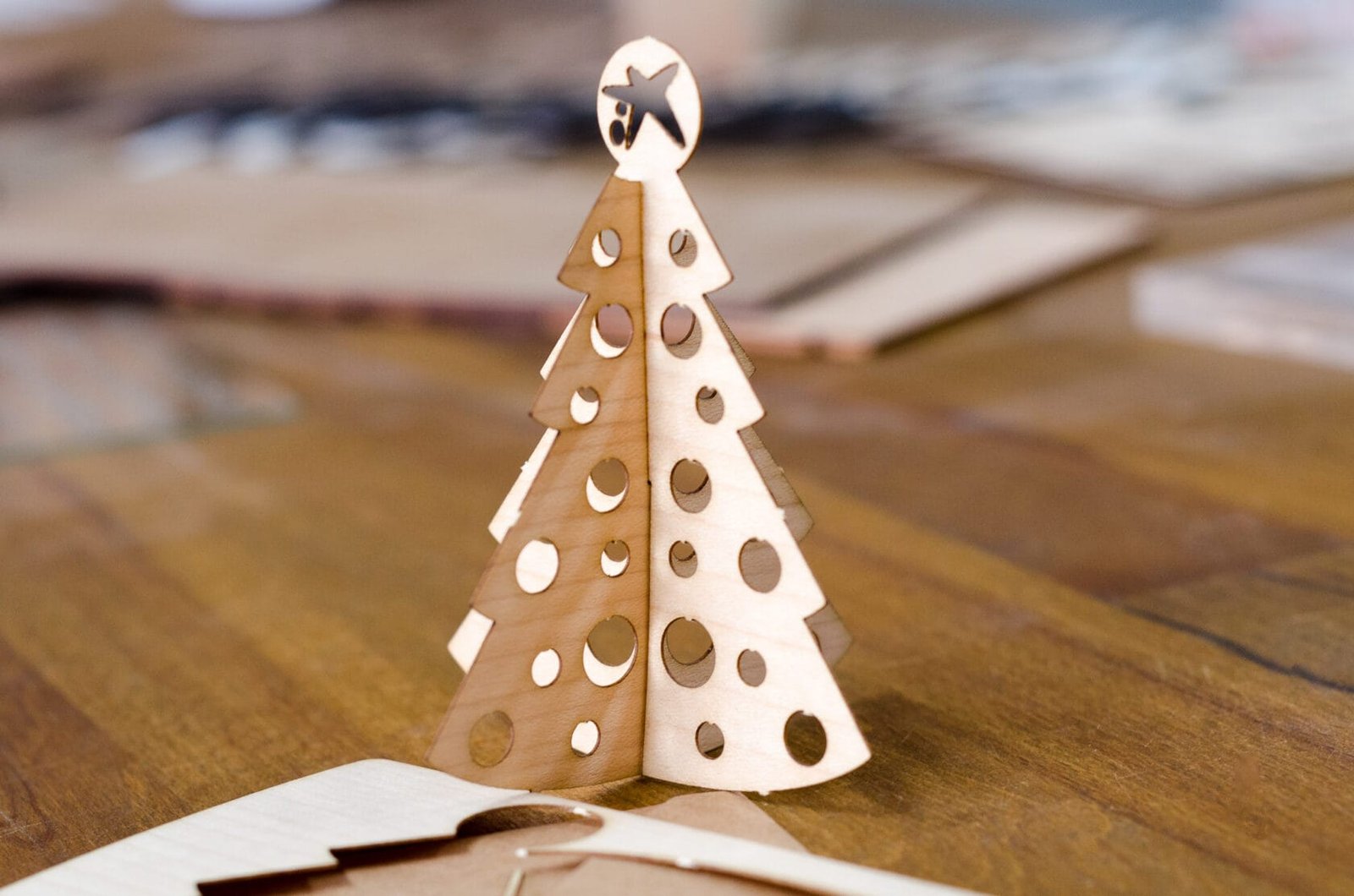 Prototipo árbol navidad CAIXABANK, trabajo de IDEÁTICA