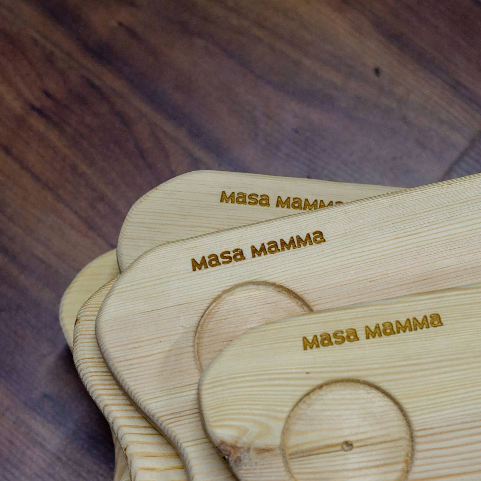 Branding de menaje y QR para MASA MAMMA, IDEÁTICA Madrid