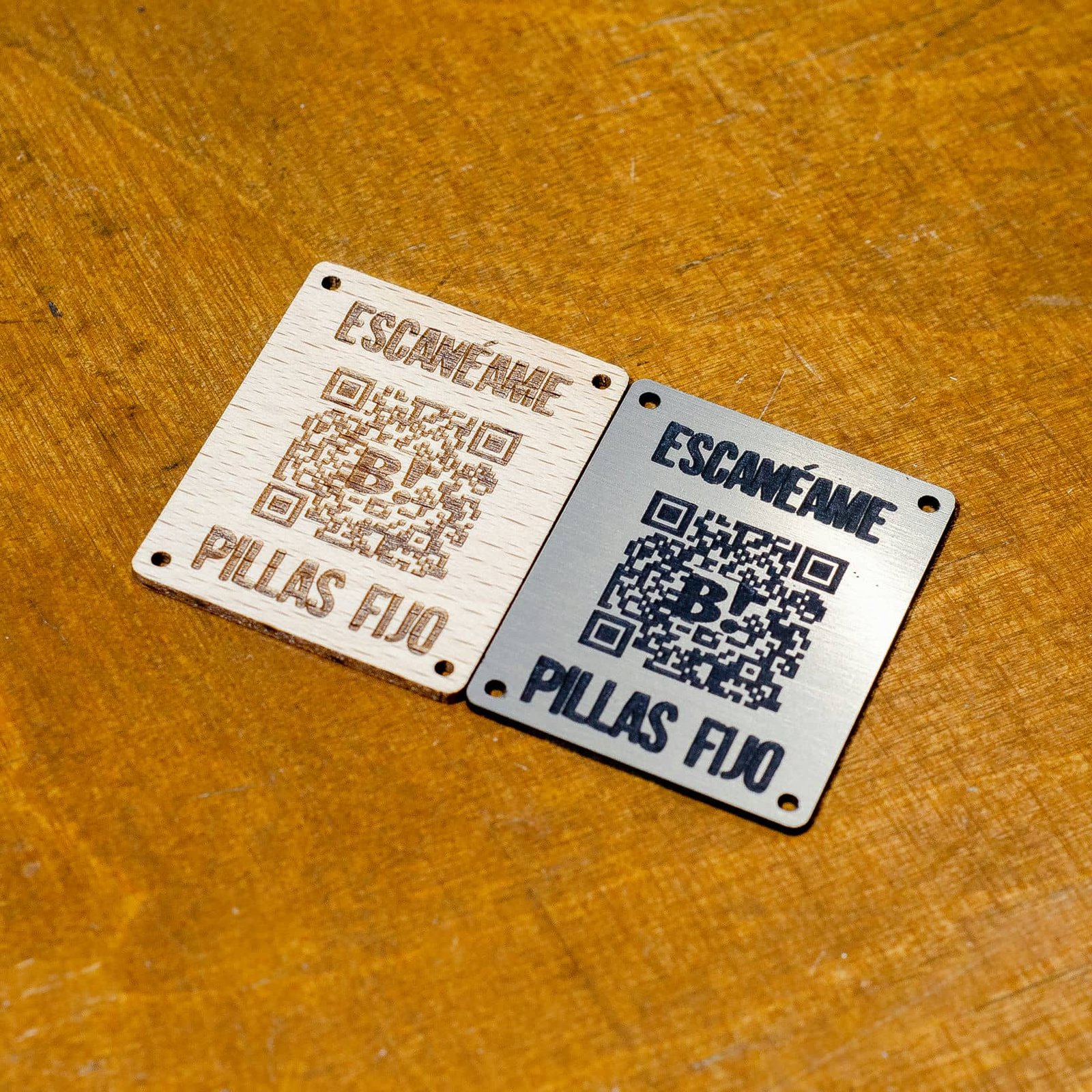 Chapas con QR para restaurantes BIZZO PIZZA, trabajo de IDEÁTICA