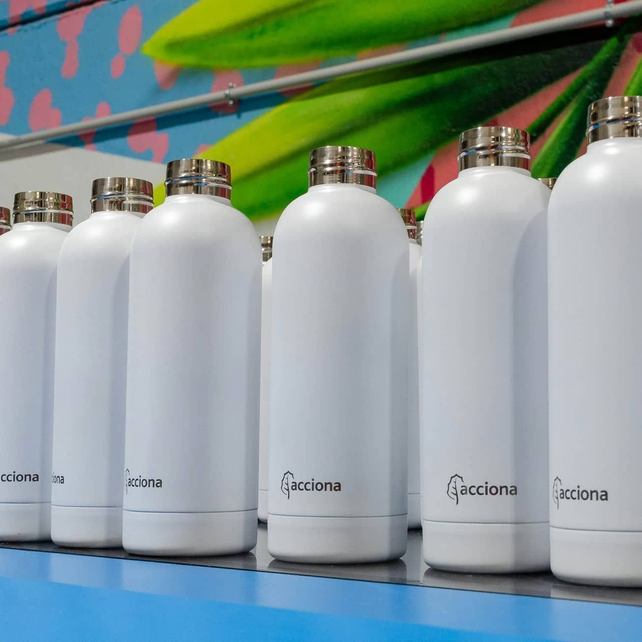 Grabado de botellas para ACCIONA, IDEÁTICA Madrid