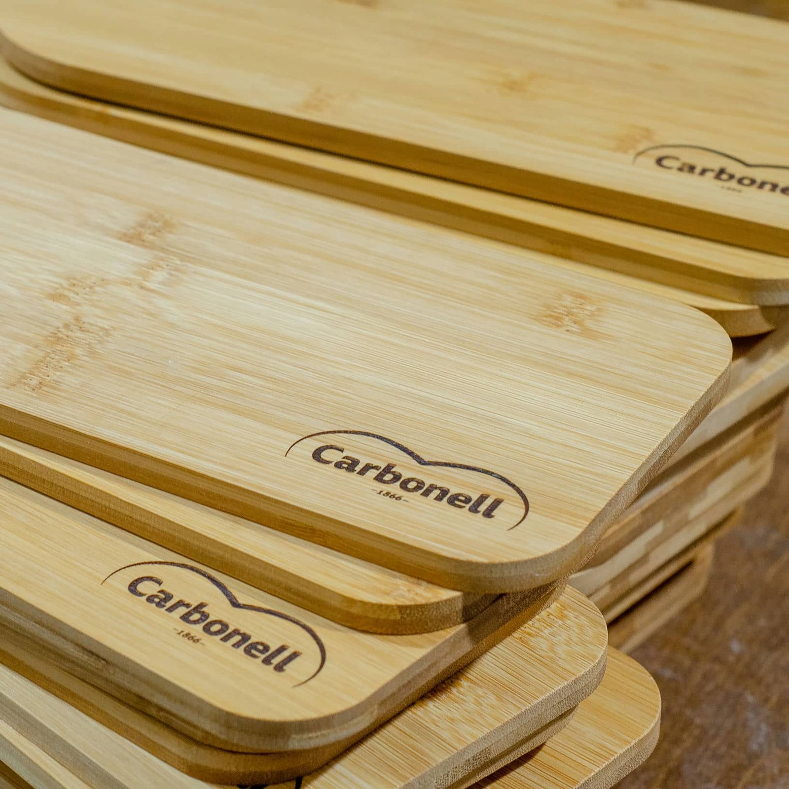 Tablas de corte de bambú con grabado láser para CARBONELL