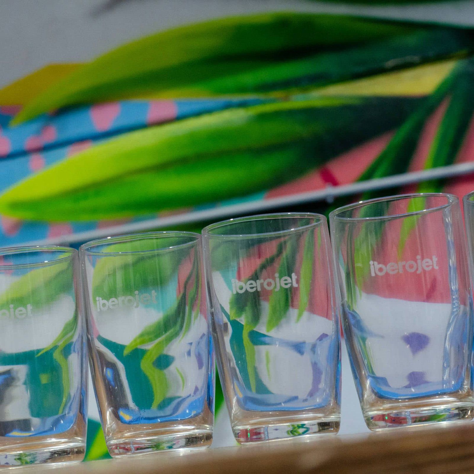 Grabado de vasos para IBEROJET, IDEÁTICA Madrid