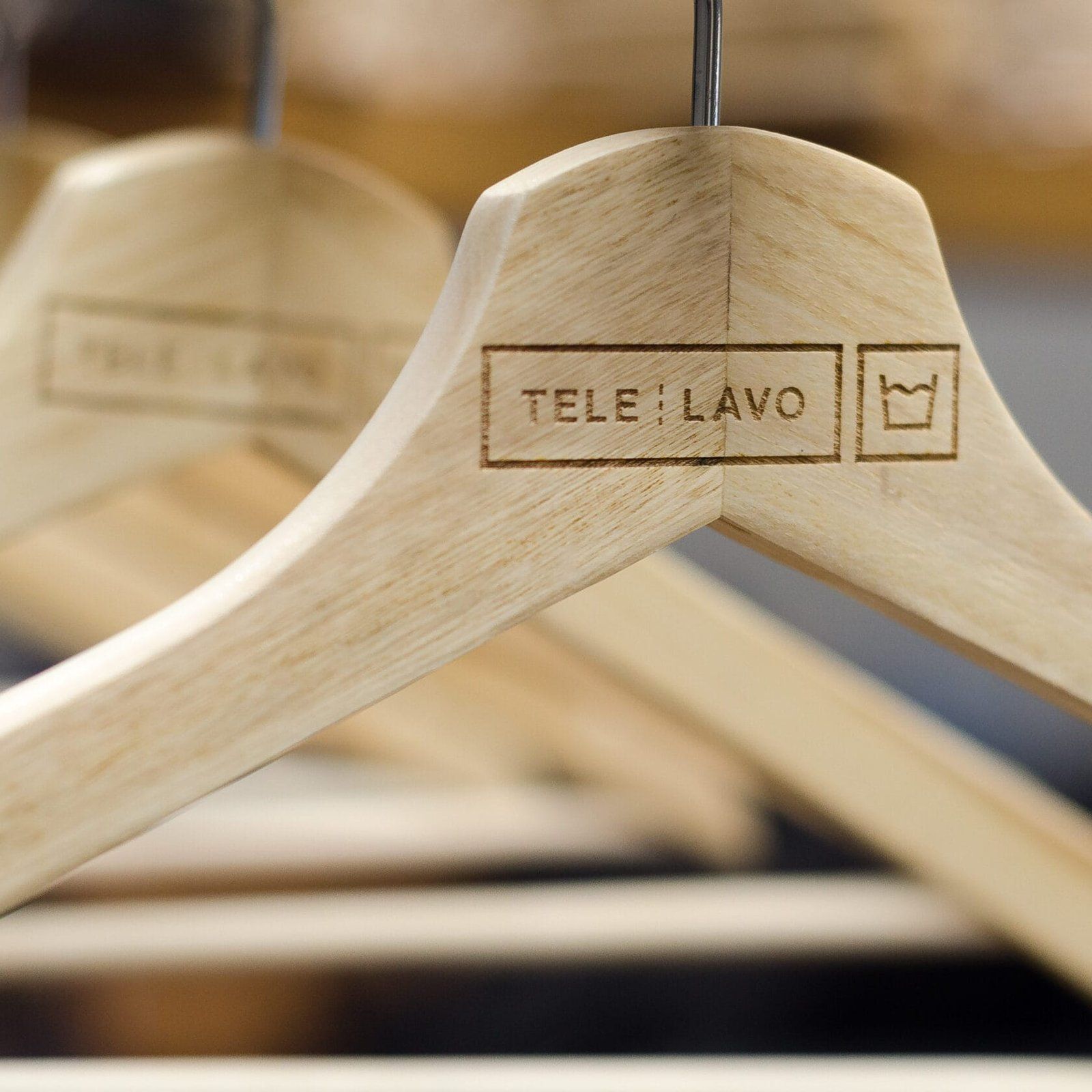 Marcaje de perchas para TELELAVO, IDEÁTICA Madrid