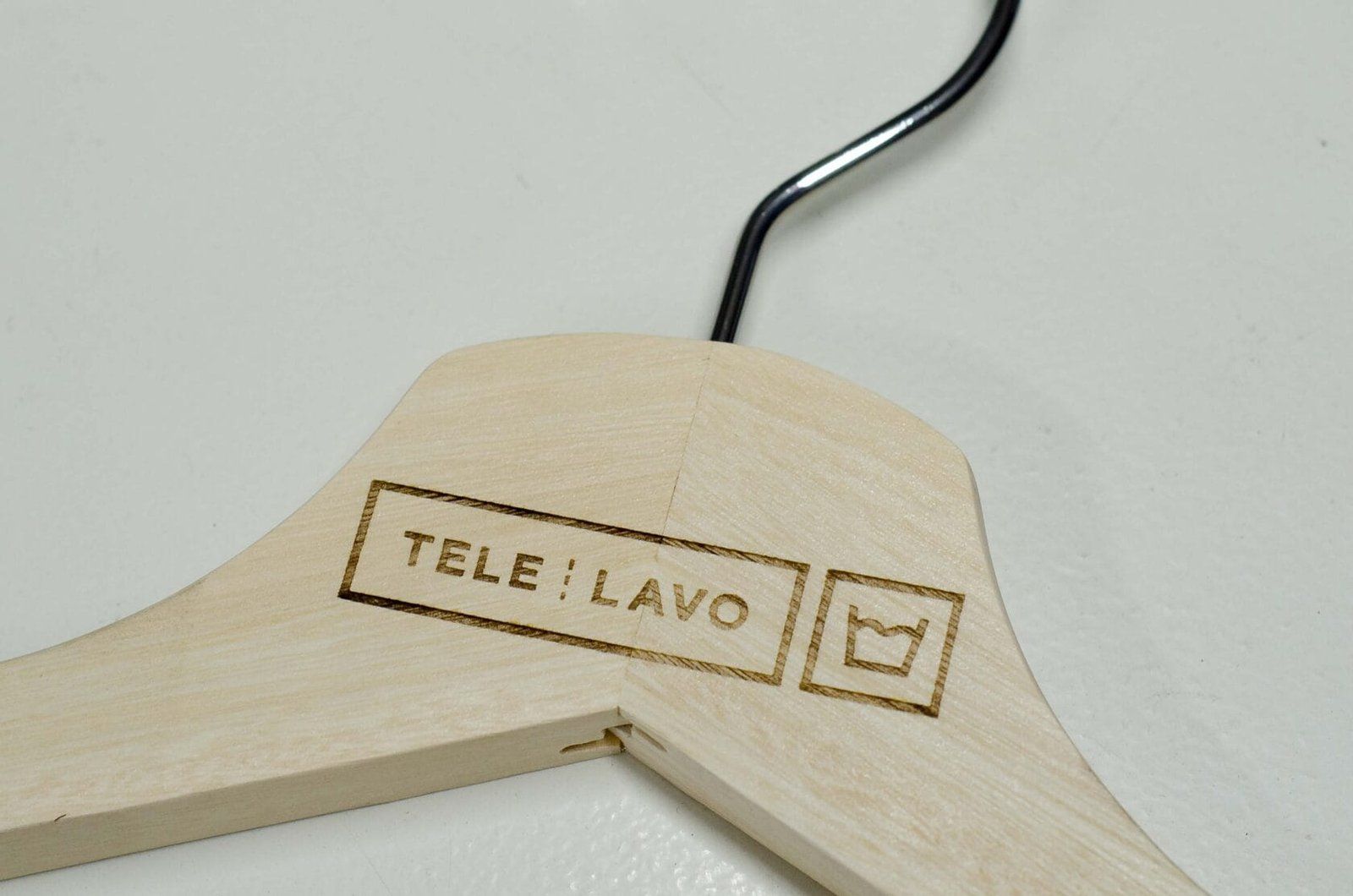 Marcaje de perchas para TELELAVO, IDEÁTICA Madrid
