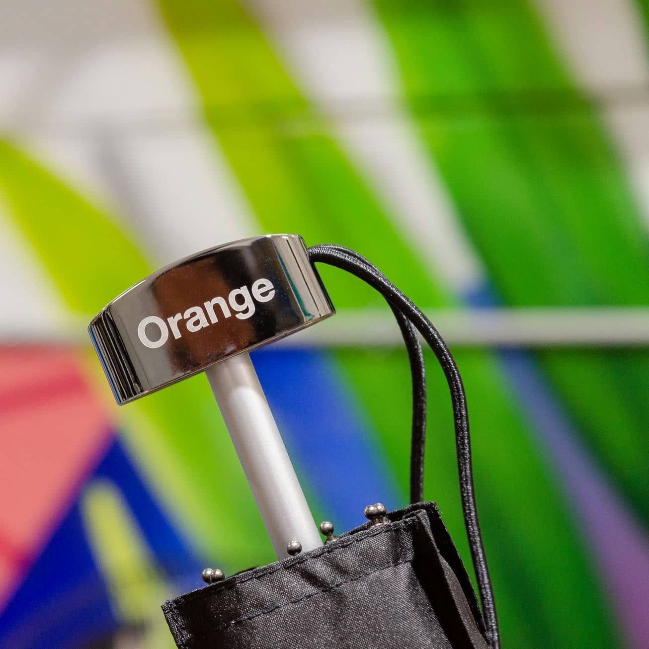 Marcaje de paraguas para ORANGE, IDEÁTICA Madrid
