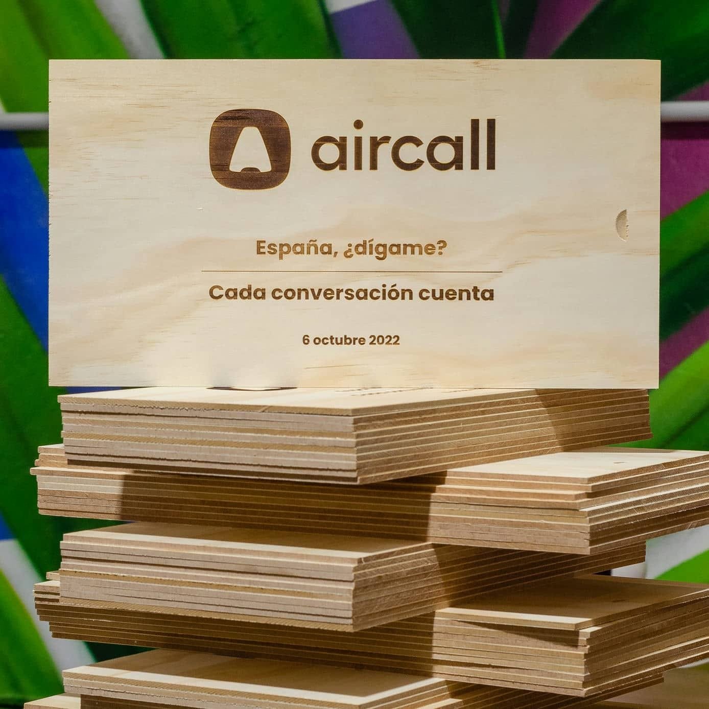 Personalización de cajas de vino para AIRCALL, trabajo de IDEÁTICA