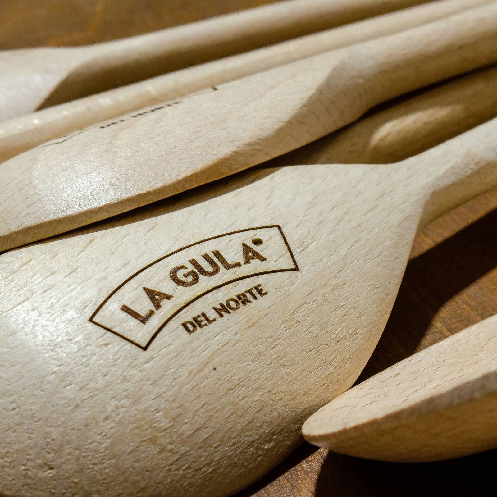 Personalización de cucharas para LA GULA DEL NORTE, trabajo de IDEÁTICA