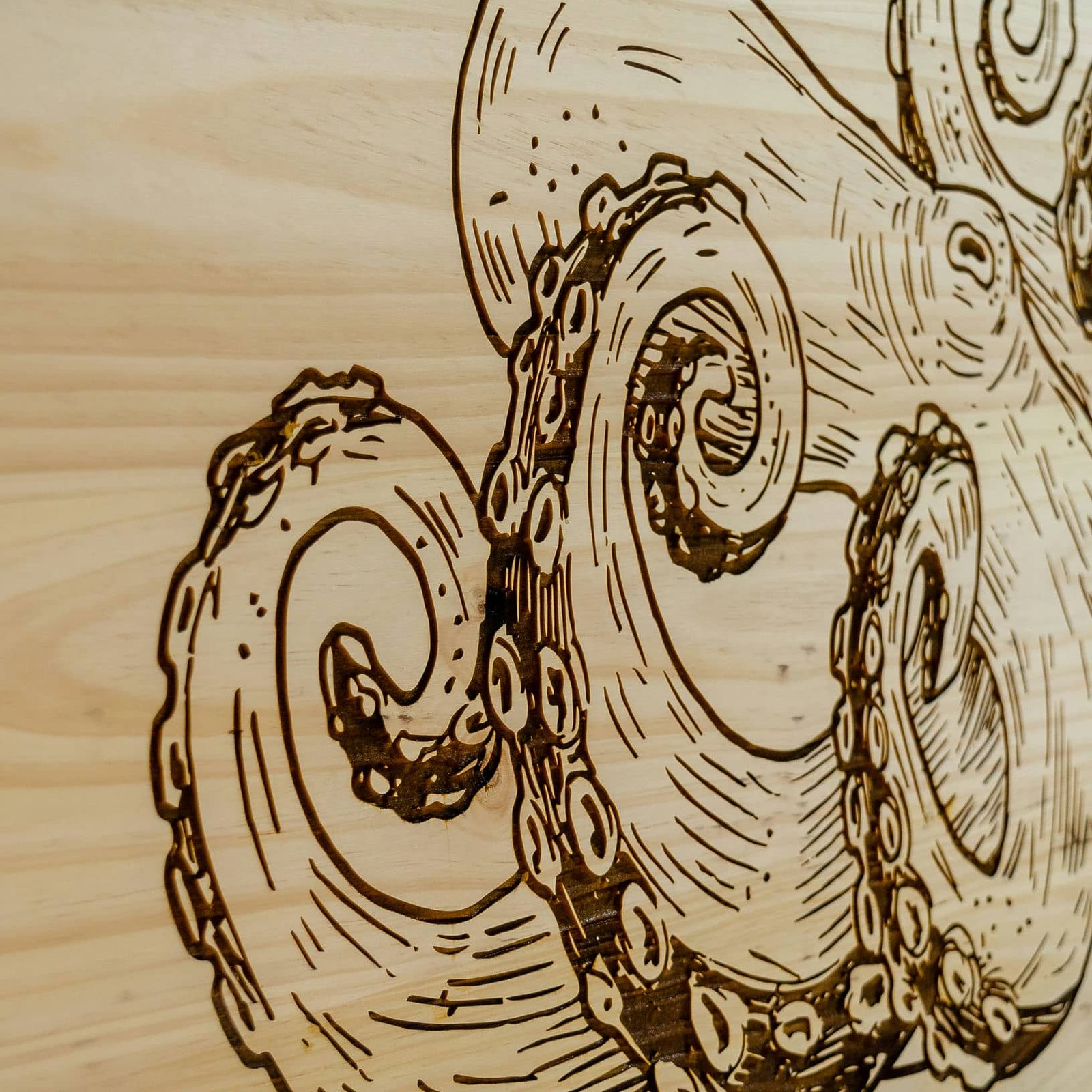 Rótulo de madera grabada a láser, trabajo de IDEÁTICA