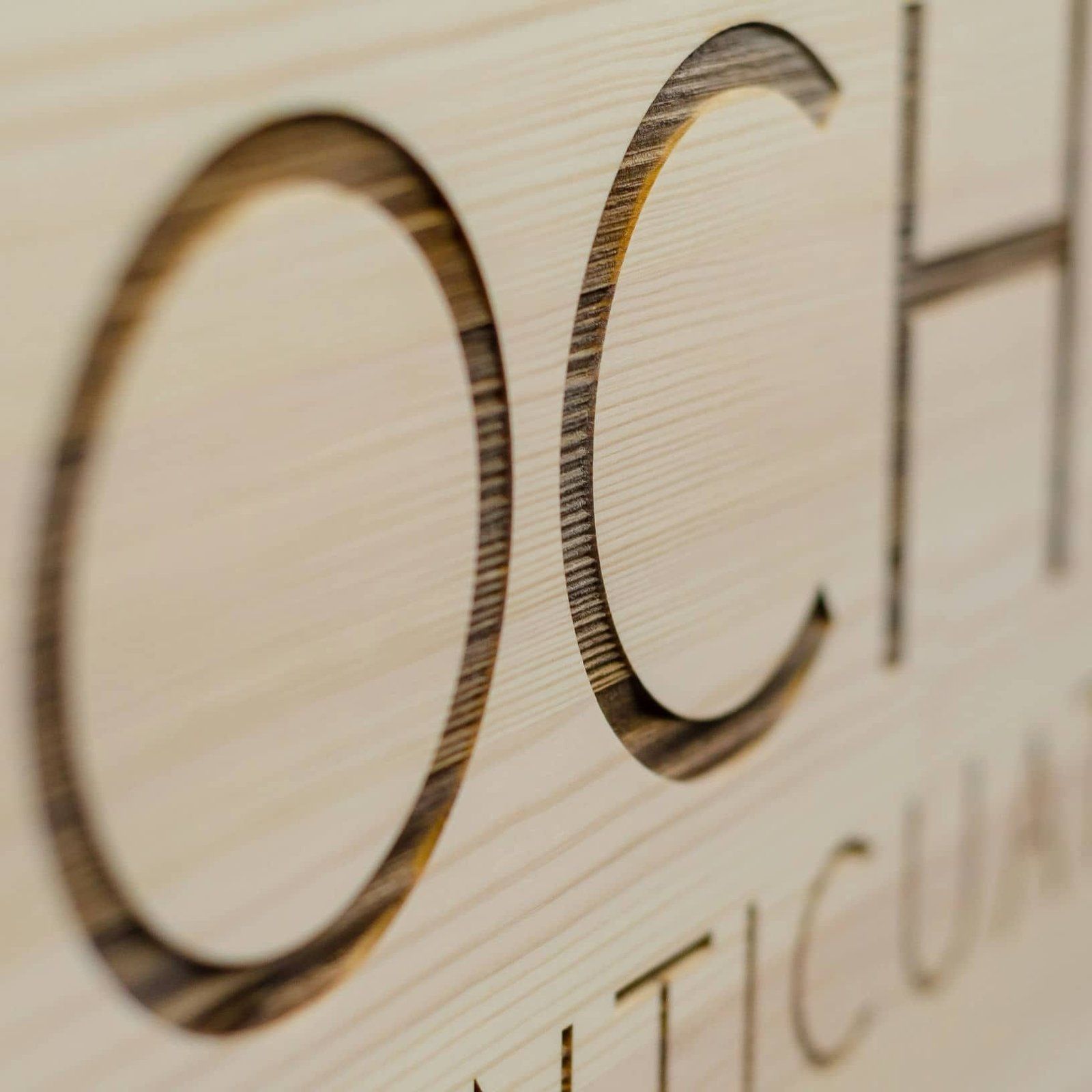 Rótulo para marca OCHO VEINTICUATRO, IDEÁTICA Madrid