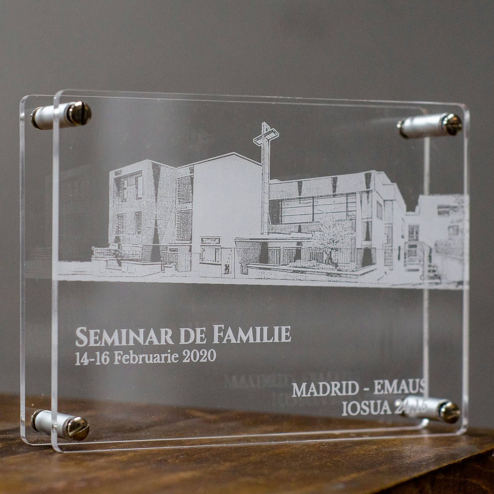 Trofeo de metacrilato, trabajo de IDEÁTICA