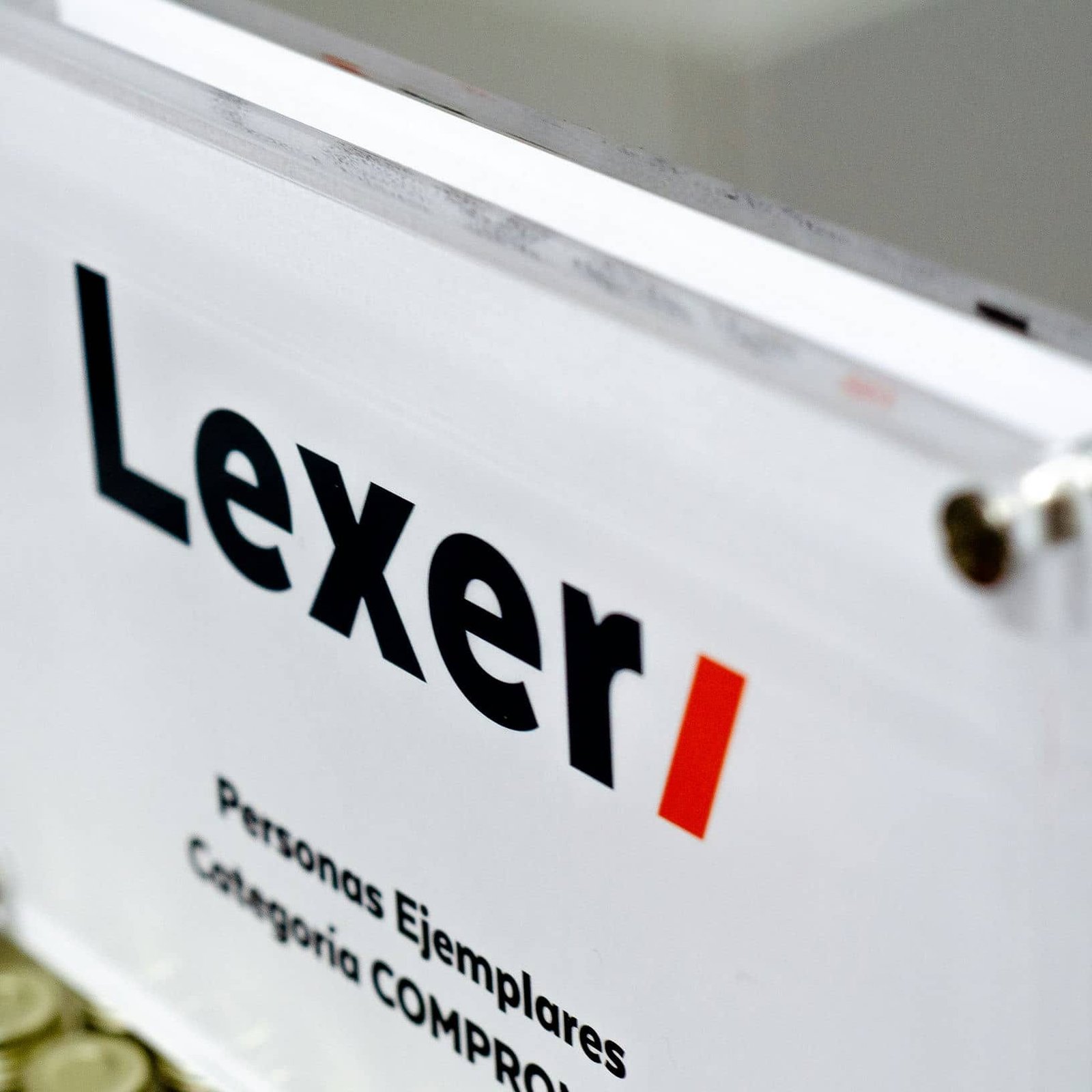 Trofeos corporativos LEXER, trabajo de IDEÁTICA